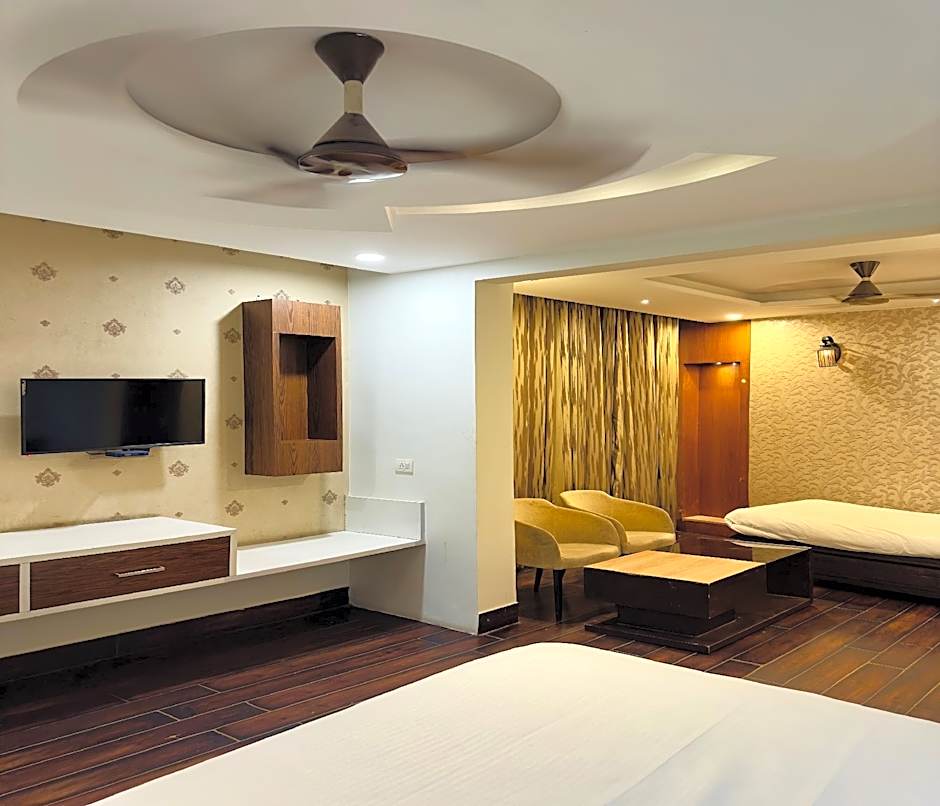 Hotel Himalaya Haridwar @ Har Ki Pauri Road