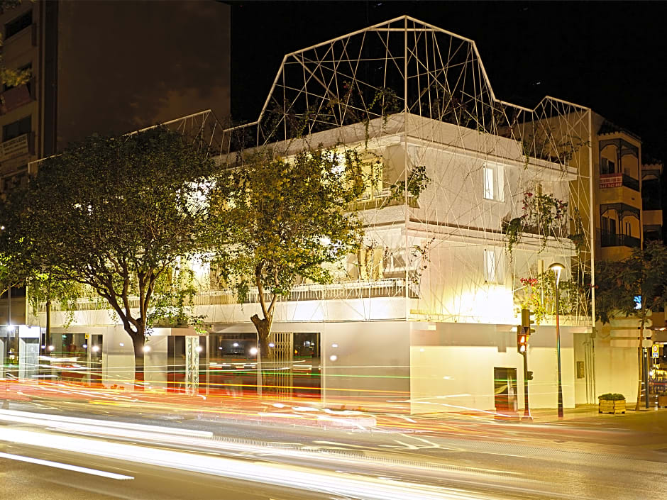 Livescape Soriano Suites