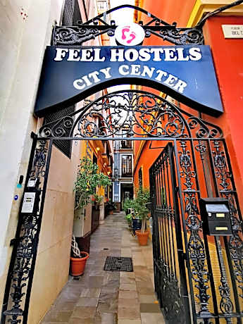 Feel Hostels City Center