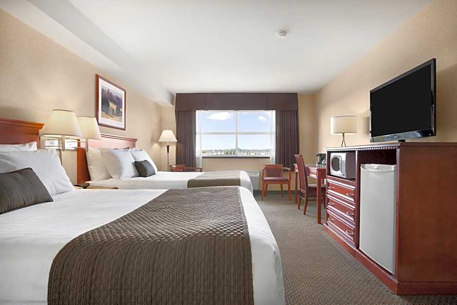 Photo 1 of 4 of 2 Queen Beds