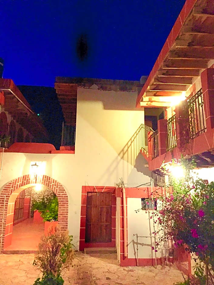 Hotel Hacienda Encantada