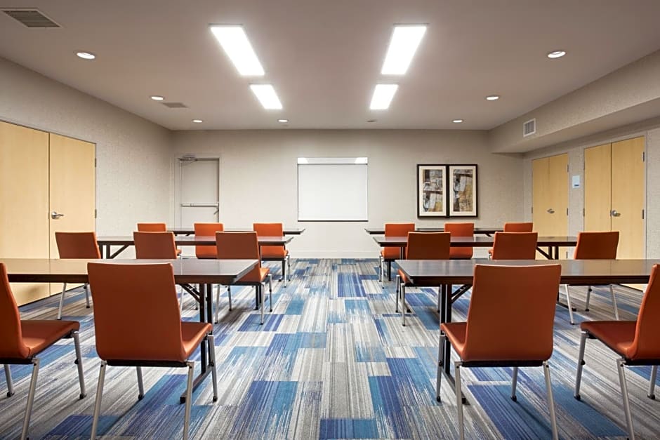 Holiday Inn Express Hotel & Suites Amarillo By IHG