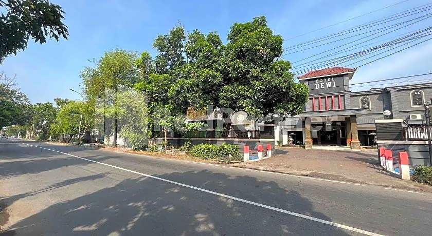 Hotel Dewi near GOR Merdeka Jombang Mitra RedDoorz