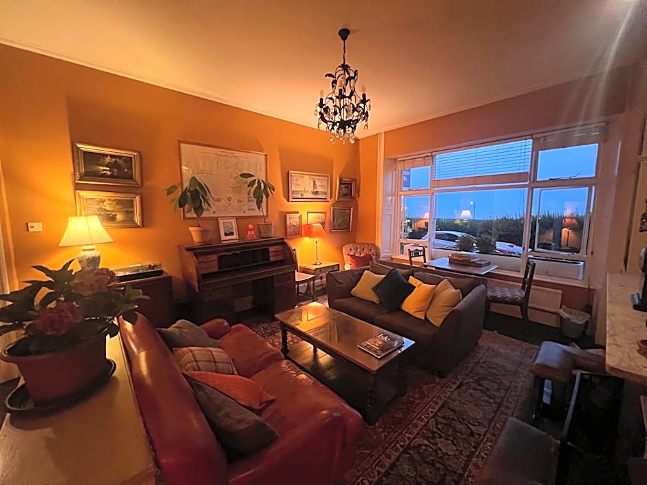 The Royal Harbour Hotel