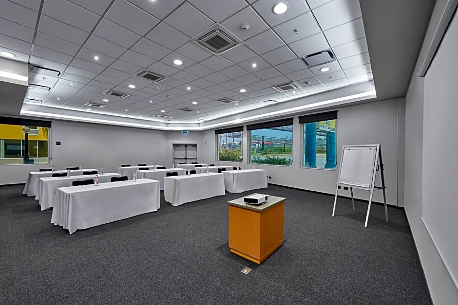 City Express by Marriott Monterrey Santa Catarina