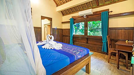 Standard Double or Twin Room with Garden View