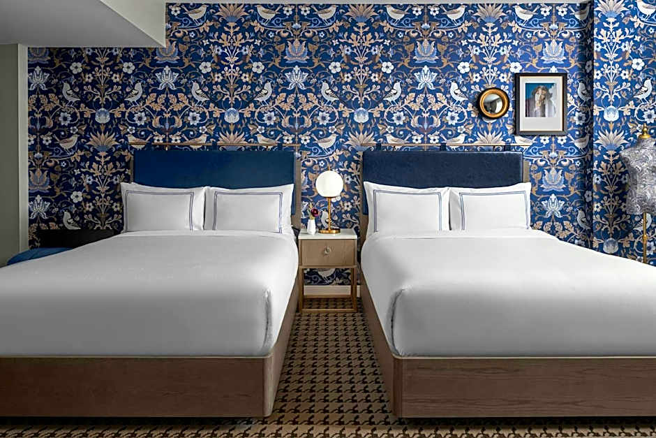 The Dorian, Autograph Collection