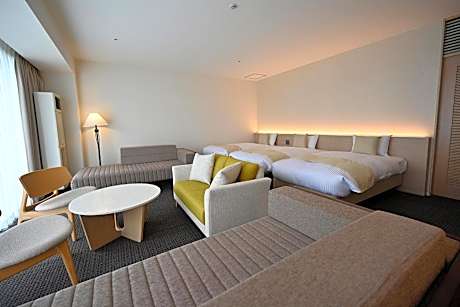 Standard Triple Room - Indoor Bath - Non-Smoking