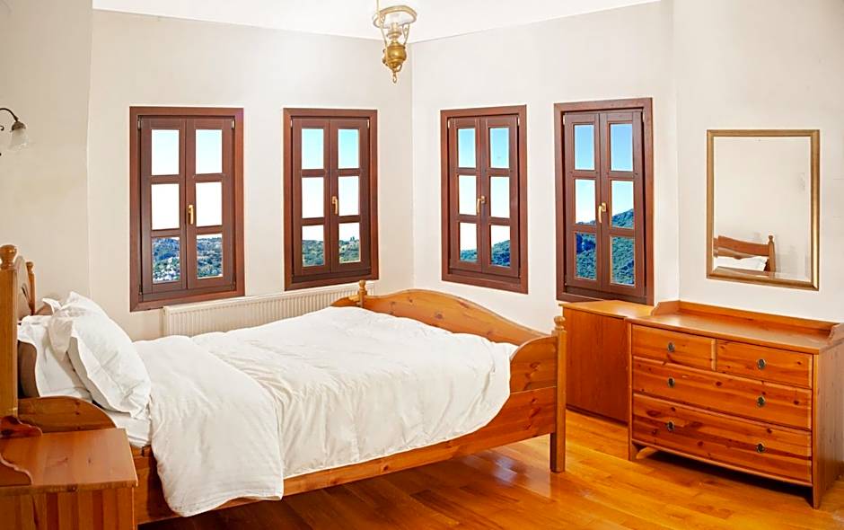 Erofili Hotel & Suites