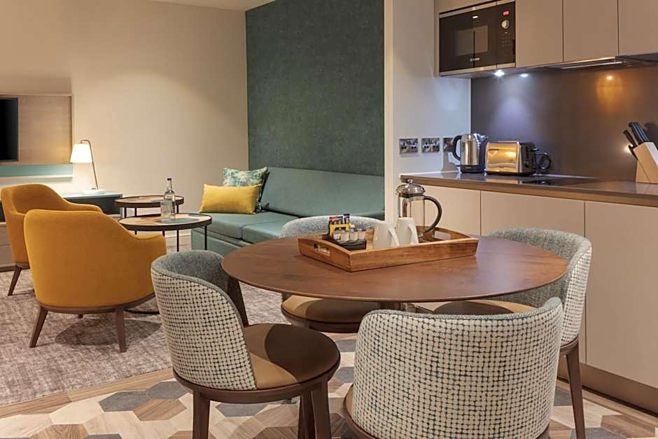 STAYBRIDGE SUITES LONDON-HEATHROW BATH ROAD By IHG