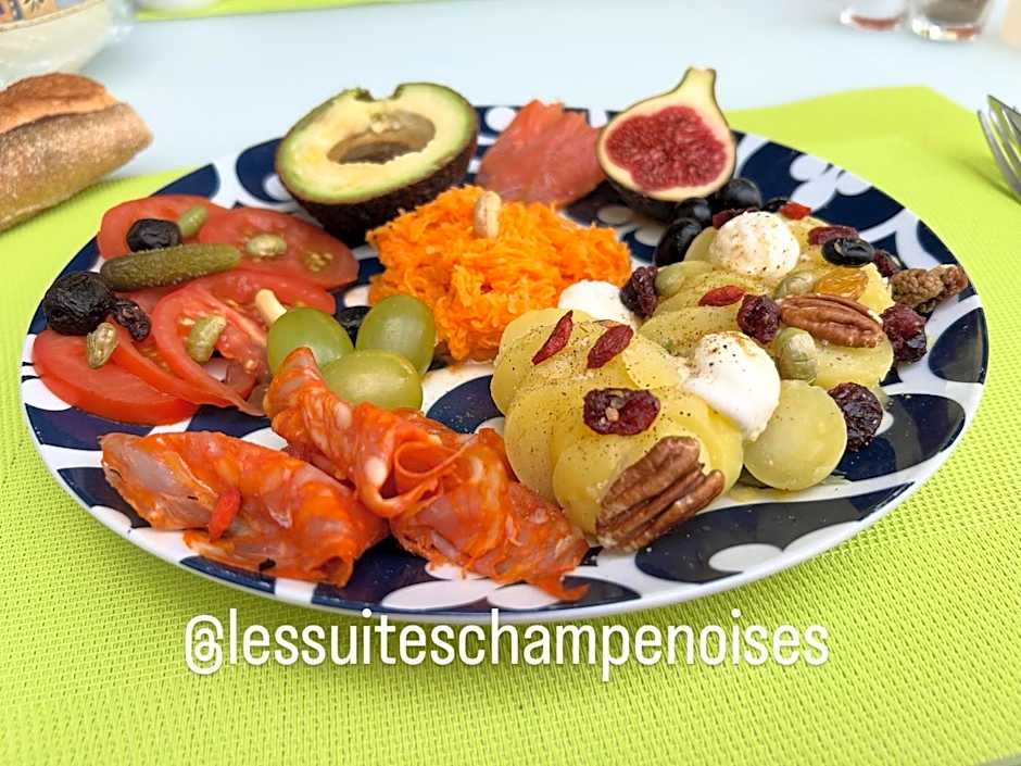 Les Suites Champenoises