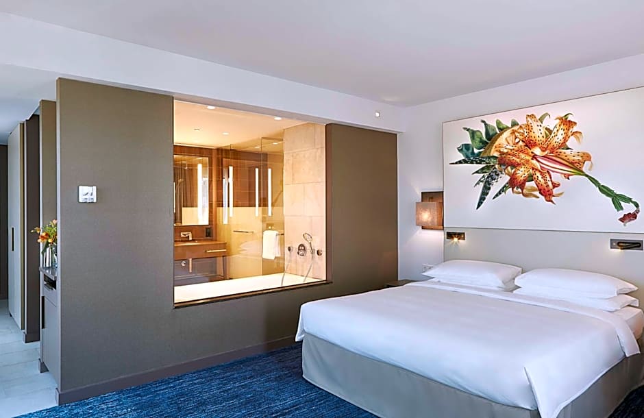 Hyatt Regency Amsterdam