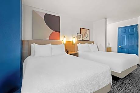 Double with 2 Double Beds - Non-Smoking