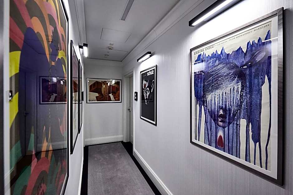 Hotel Teatro Boutique Old Town - Destigo Hotels