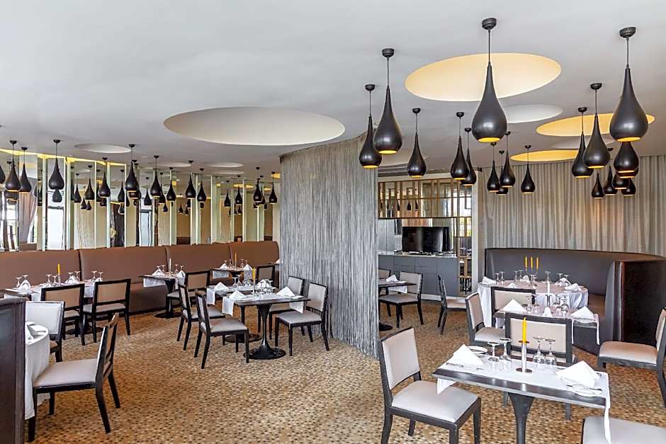Radisson Blu Okoume Palace Hotel, Libreville
