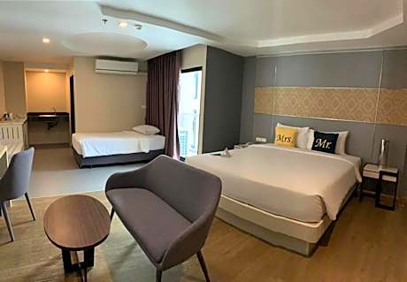 Premium Triple Room