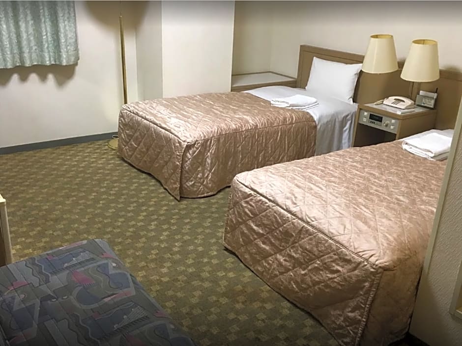 Pearl Hotel Kasai