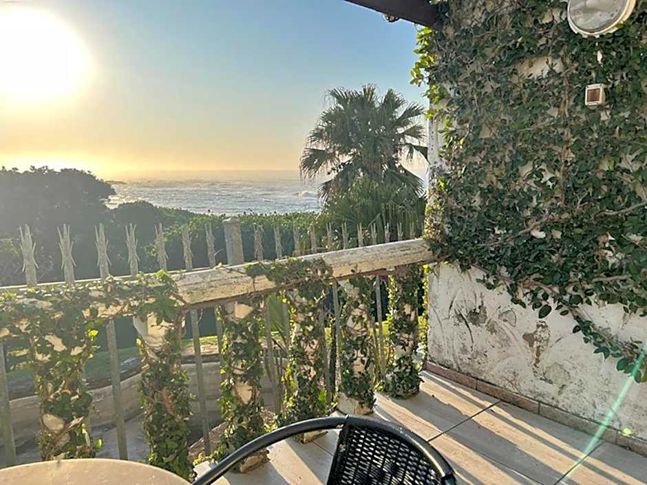 Gracelands Beach Lodge