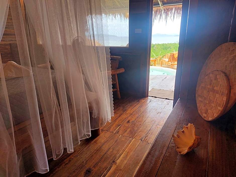 Jungle Bar Honeymoon suite & private pool