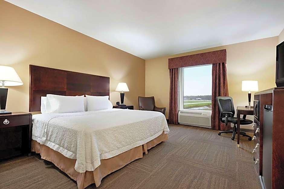 Hampton Inn By Hilton & Suites Brunswick