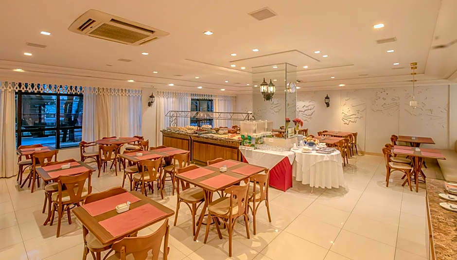 Lizon Curitiba Hotel