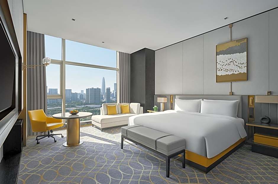 Photo 1 of 7 of Premium 1 King Bed, City View