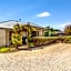Baudins of Busselton Bed and Breakfast - Adults only