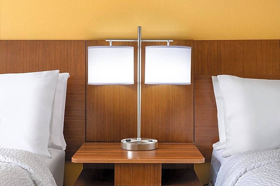 Prairie Crest Calgary Airport by IHG