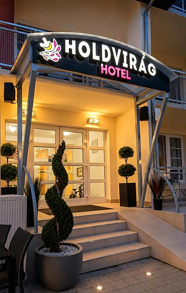 Holdvirág Hotel