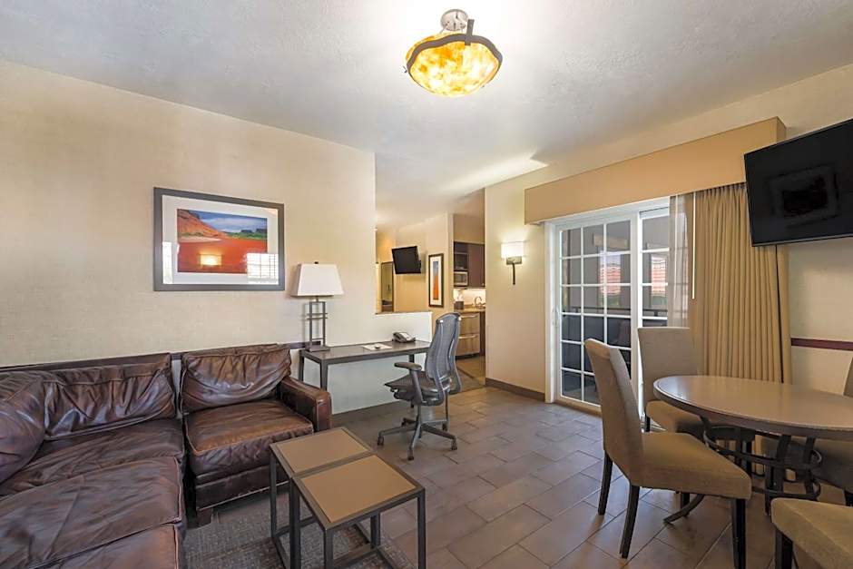 Best Western Plus Canyonlands Inn