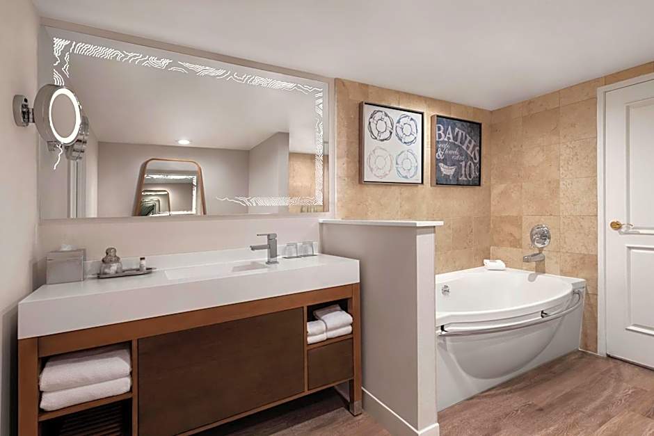 Renaissance Newport Beach Hotel