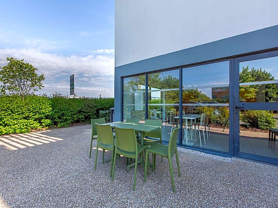 Première Classe Chartres Sud - Barjouville