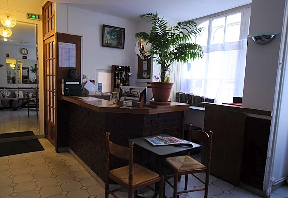 Hotel Anya