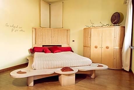 Ecologic & Feng Shui Suite