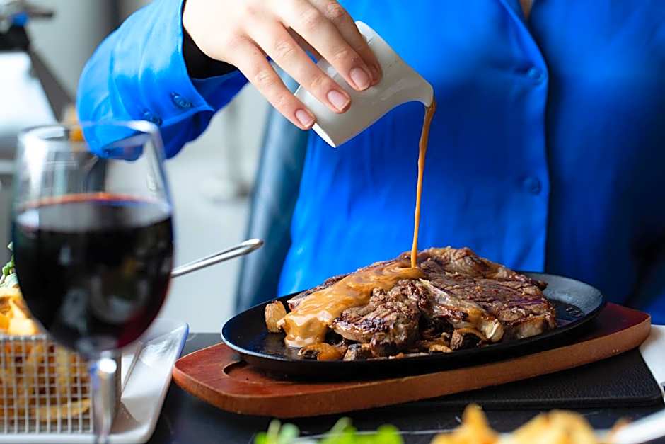 Killarney Oaks Hotel