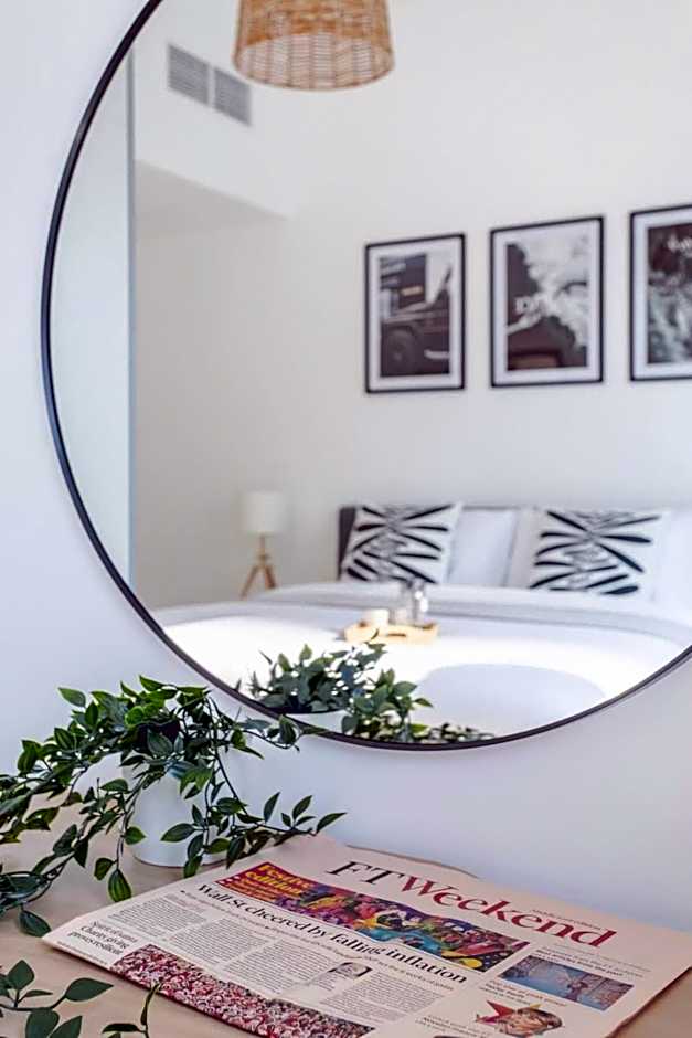 Frank Porter - Marina Views Tower B