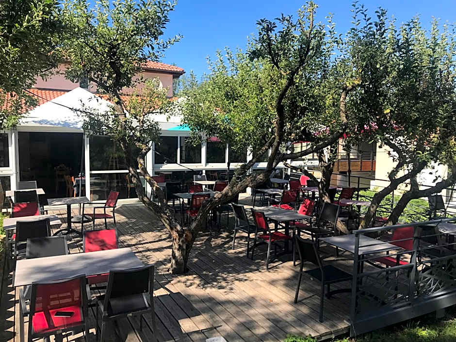Hôtel Restaurant L'Artière