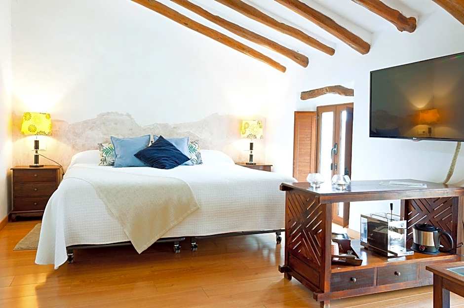 Cases Noves - Boutique Accommodation - Adults Only