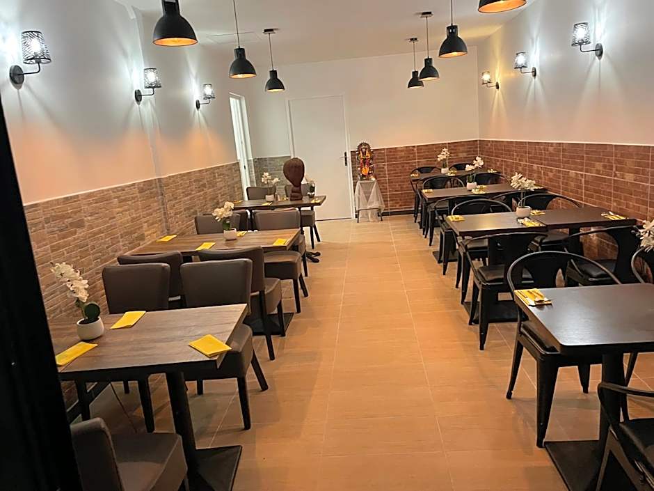 Hôtel & Restaurant ISVARA