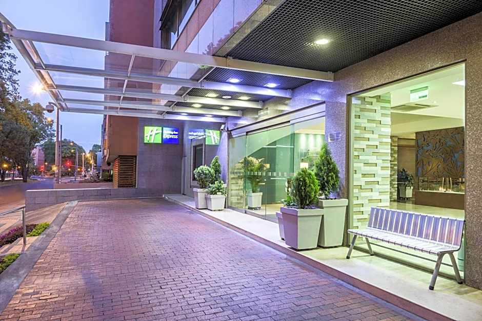 Hotel Holiday Inn Express Bogota By IHG