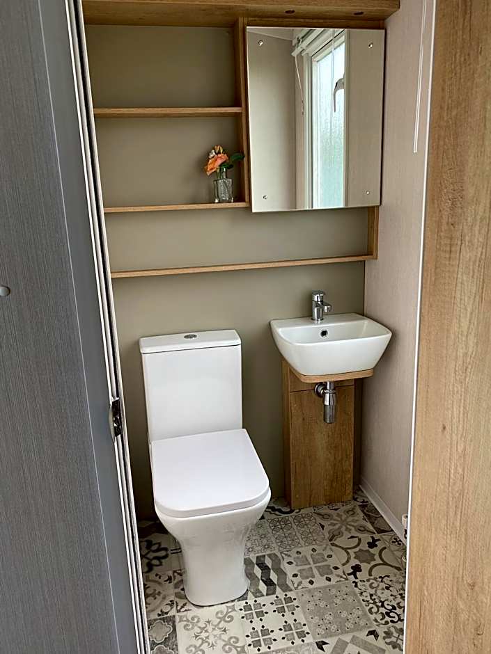 Swift Mosselle Pitch 24 Creek Caravan Park dog friendly