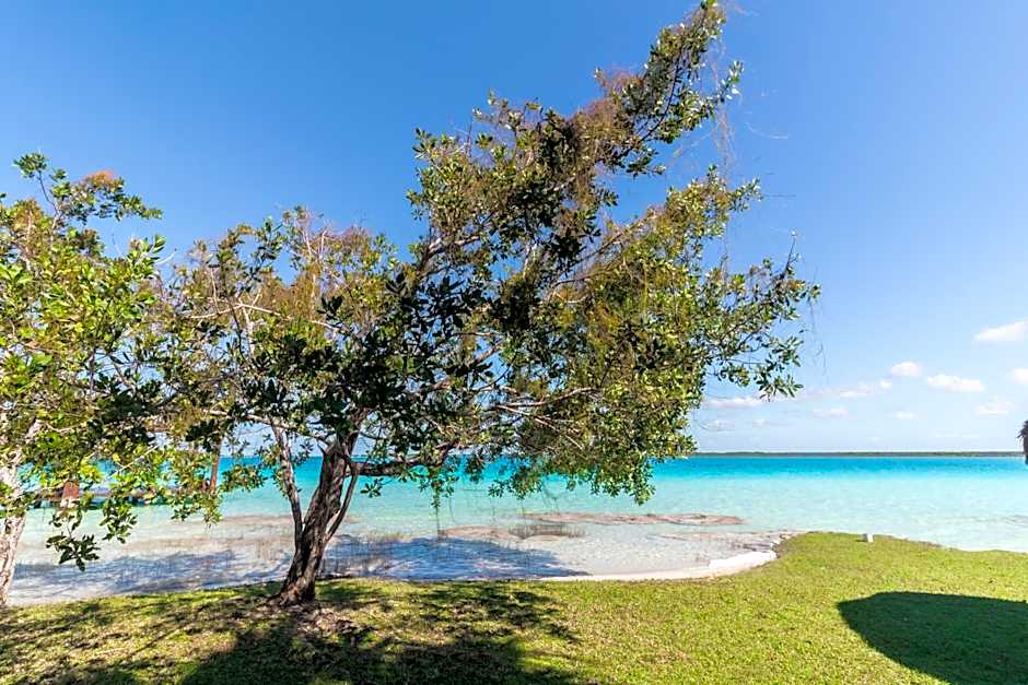 Mayan Playa Bacalar