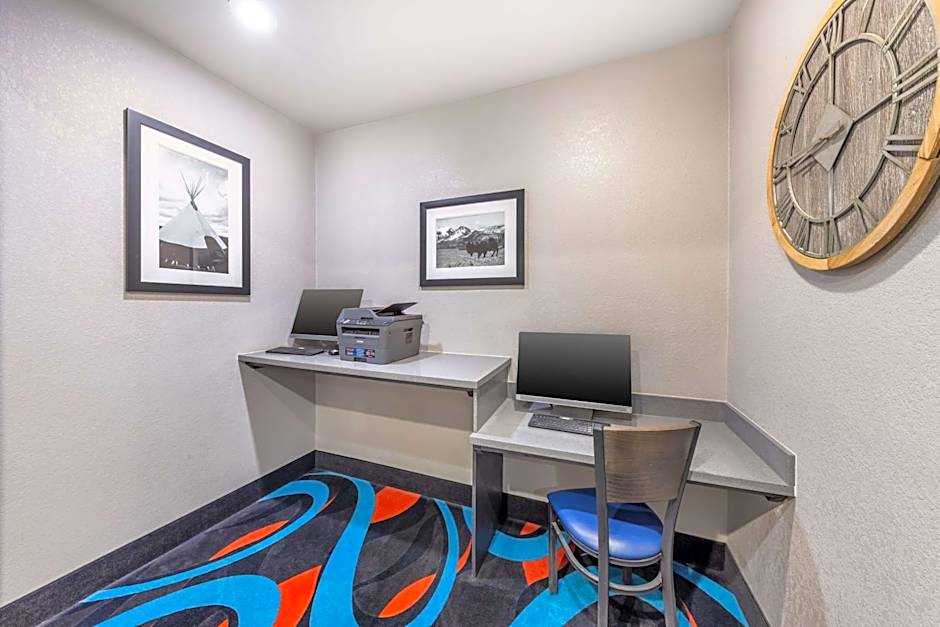 Best Western Atoka Inn & Suites