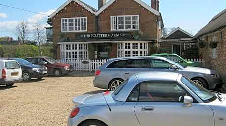 Turfcutters Arms