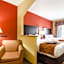 Comfort Suites Salina South