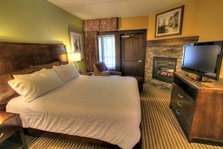 1Kng Ste Wrlpl Mobility/Hearing Access Tub