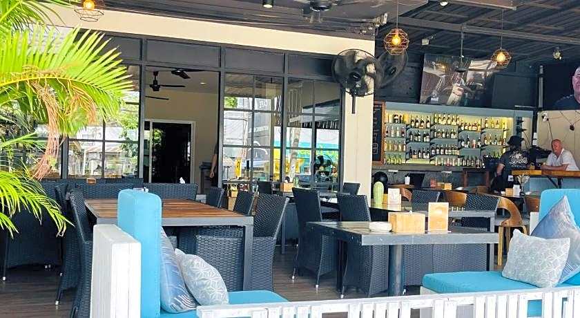 Breakers Hotel Rawai