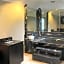 Island Suites Hobby Airport
