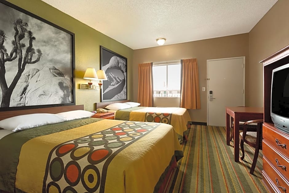 Super 8 by Wyndham Ridgecrest