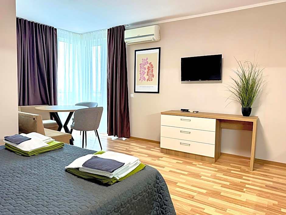 Sineva Del Sol Apartments